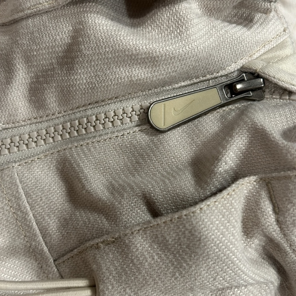 Nike Snowboarding Jacket - Picture 10 of 11